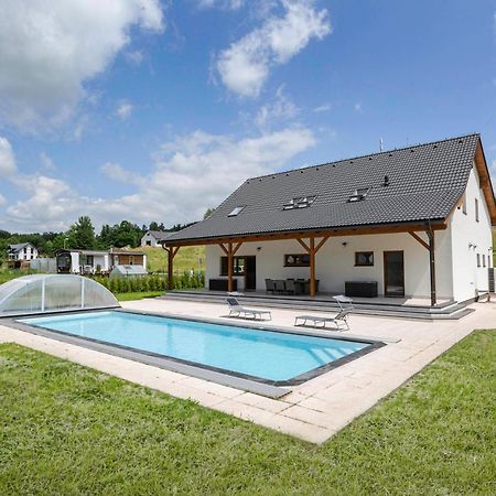 Holiday House Adam Prosecne Buitenkant foto